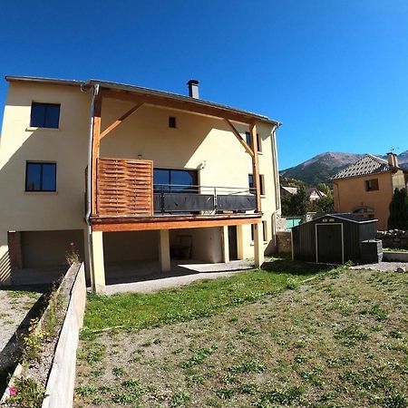Maison Neuve Proche De Barcelonnette 柔基耶 外观 照片